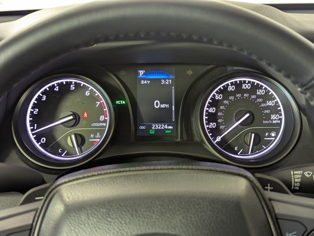 Used 2023 Toyota Camry SE w/ Cold Weather Package image 9