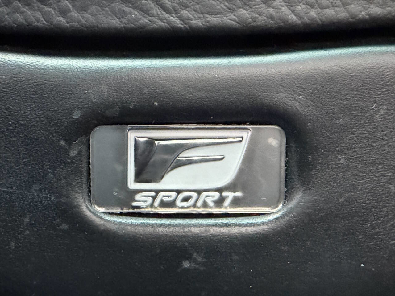 Used 2013 Lexus LS 460 AWD w/ F-Sport Pkg image 25