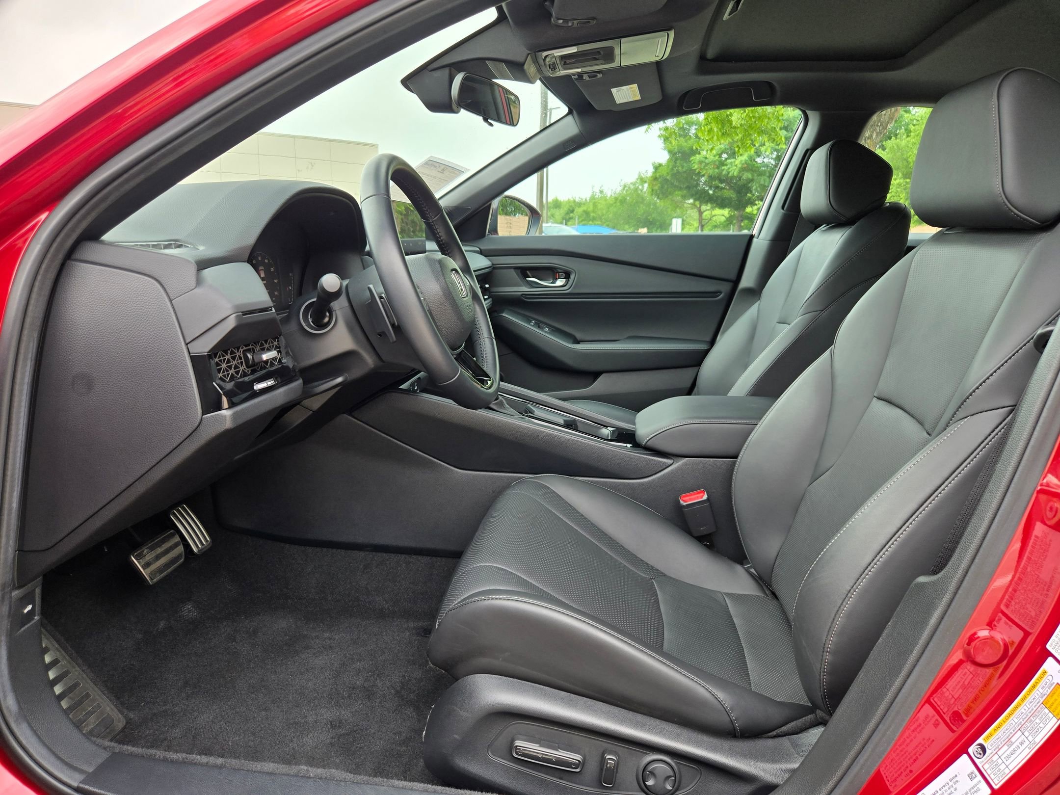 Certified 2025 Honda Accord Sport image 9