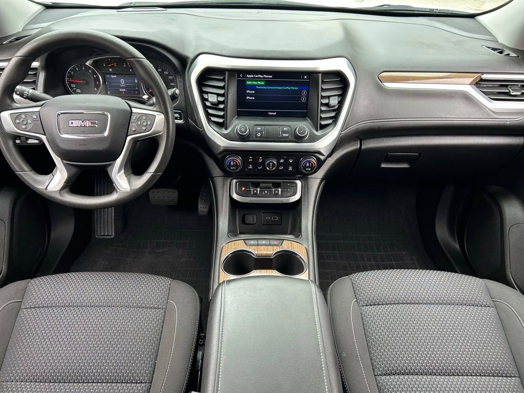 Used 2023 GMC Acadia SLE image 11