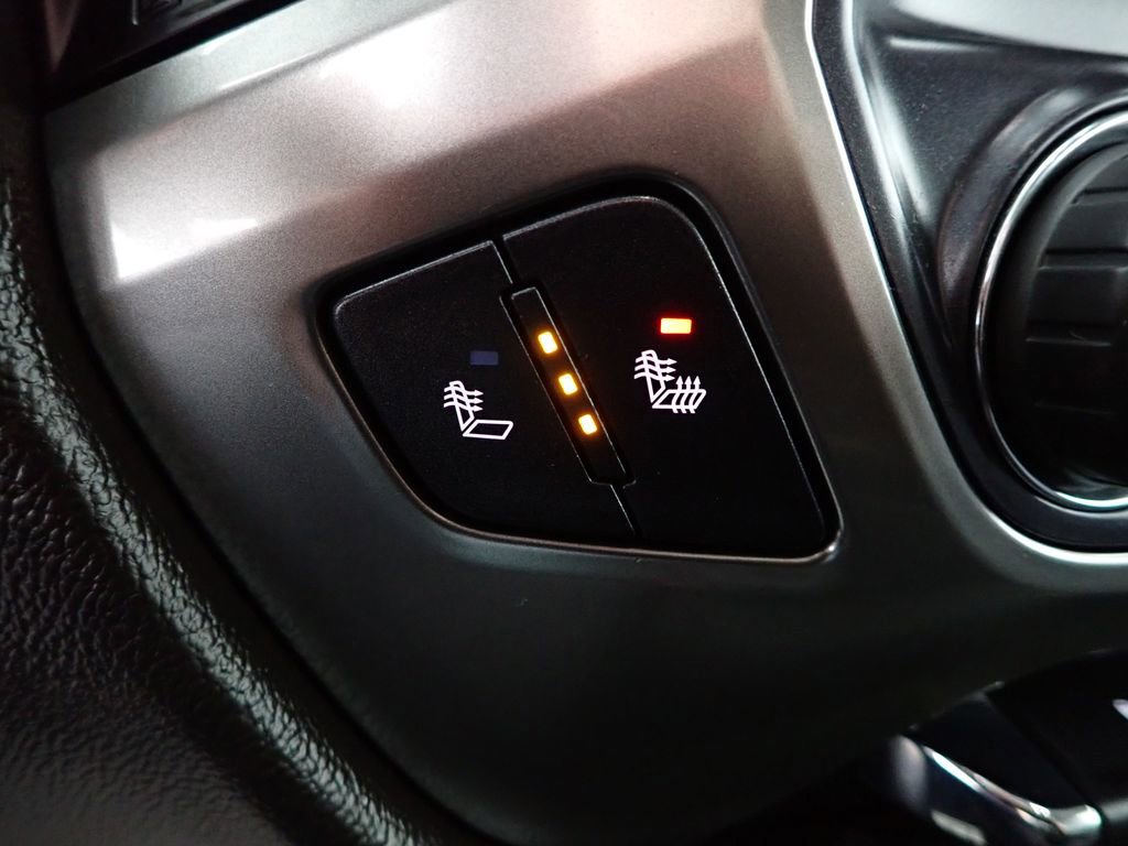 Used 2018 Chevrolet Silverado 1500 LT w/ All Star Edition image 3