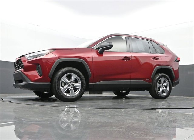 Used 2025 Toyota RAV4 LE image 27