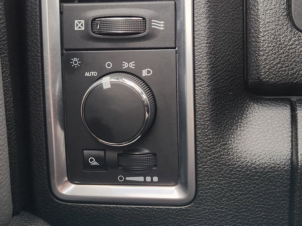 Used 2023 RAM 1500 Classic SLT w/ Trailer & Traction Group image 23