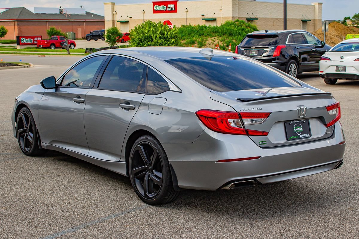 Used 2018 Honda Accord Sport image 7
