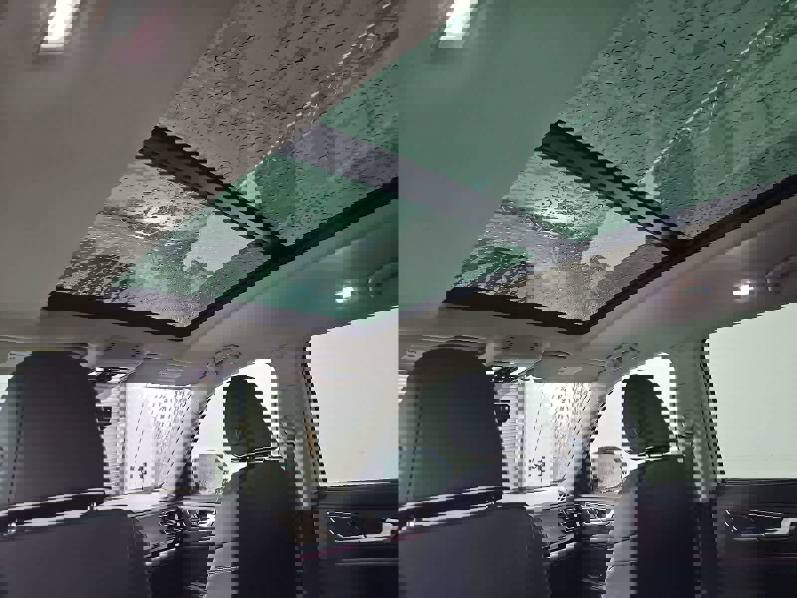 New 2026 Volkswagen Atlas SEL Premium R-Line image 22