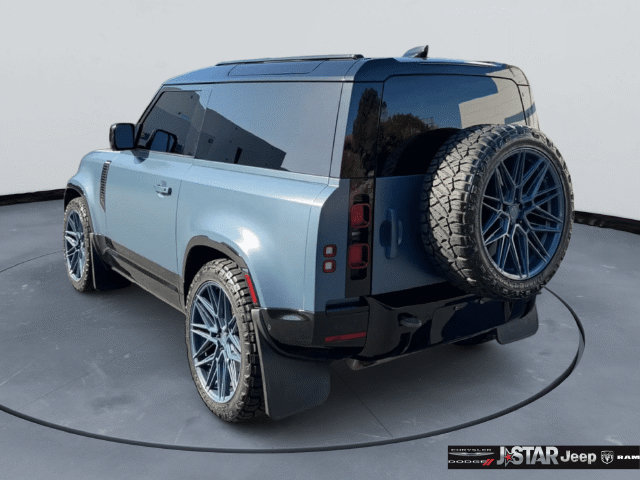 Used 2021 Land Rover Defender 90 X-Dynamic S AWD/4WD image 7