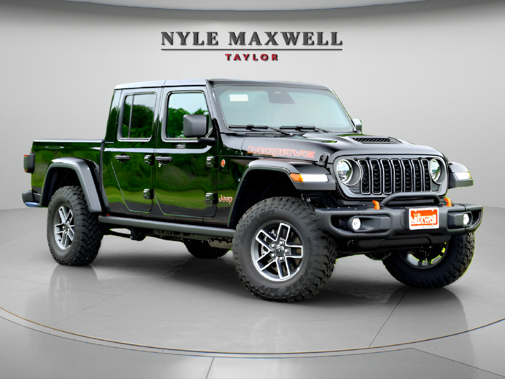 New 2026 Jeep Gladiator Mojave w/ Steel Bumper Group