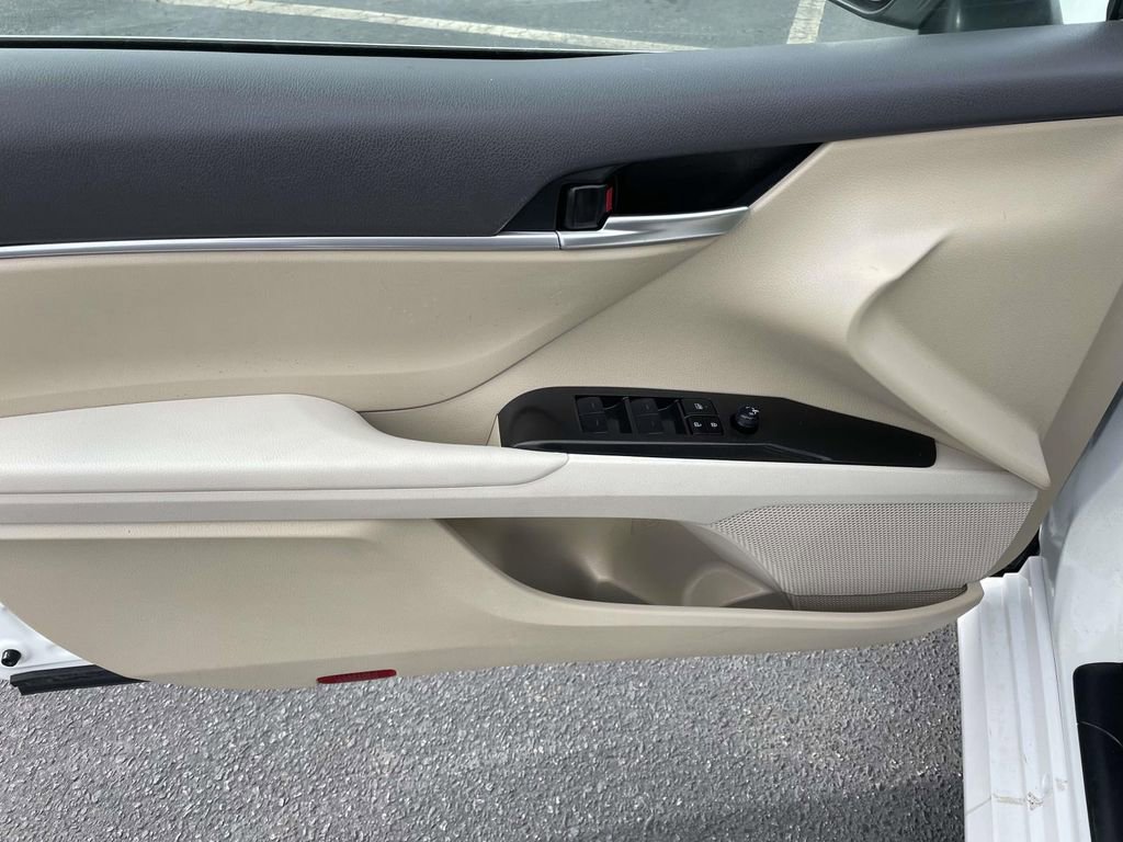 Used 2024 Toyota Camry LE image 27