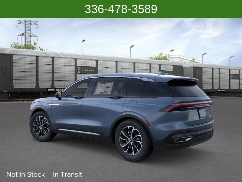 New 2026 Lincoln Nautilus Premier AWD/4WD image 4