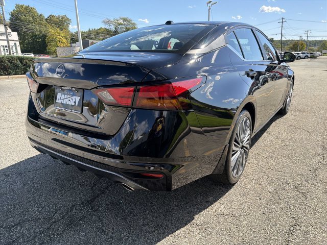 New 2026 Nissan Altima 2.5 SV w/ SV Premium Package FWD image 8