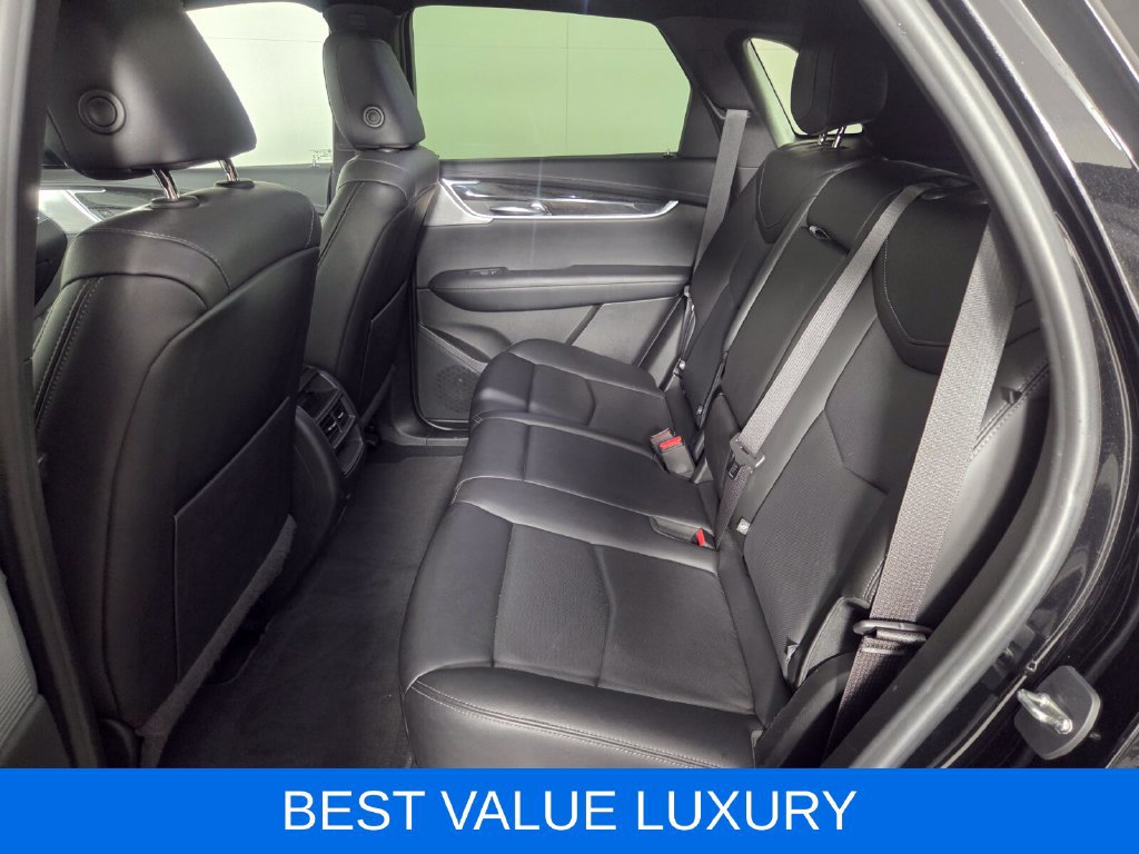 Used 2021 Cadillac XT5 Premium Luxury w/ LPO, Floor Liner Package AWD/4WD image 21