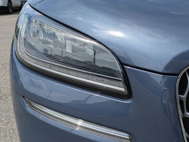 Used 2022 Lincoln Corsair FWD w/ Equipment Group 101A image 10