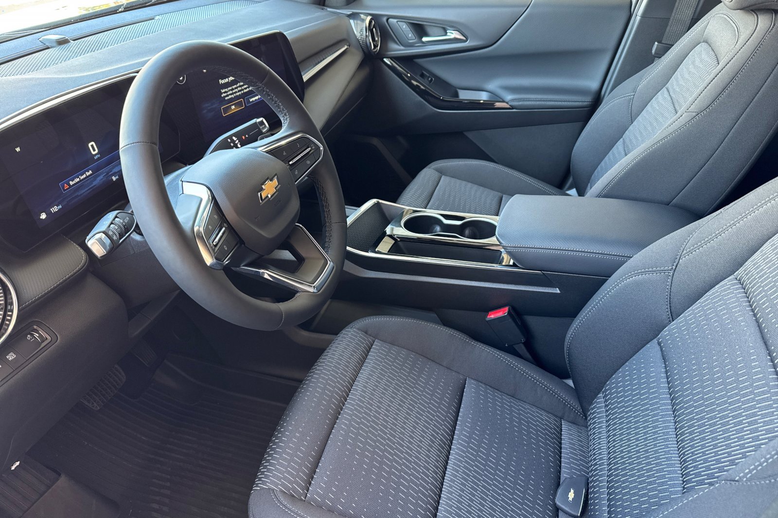 New 2025 Chevrolet Equinox LT image 10