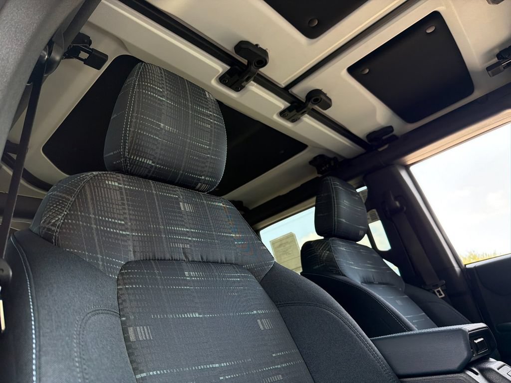 New 2026 Ford Bronco Heritage Edition AWD/4WD image 16