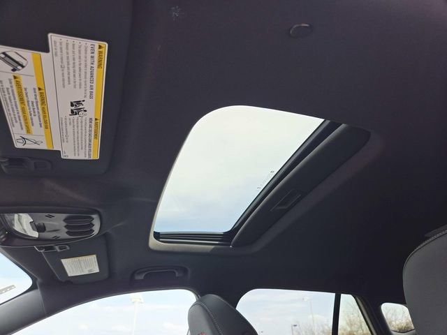 New 2026 Chevrolet Trax RS w/ Sunroof Package image 6