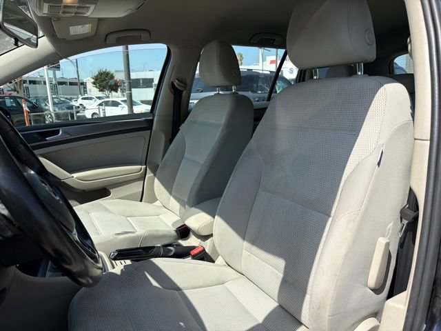Used 2017 Volkswagen Golf S AWD/4WD image 17