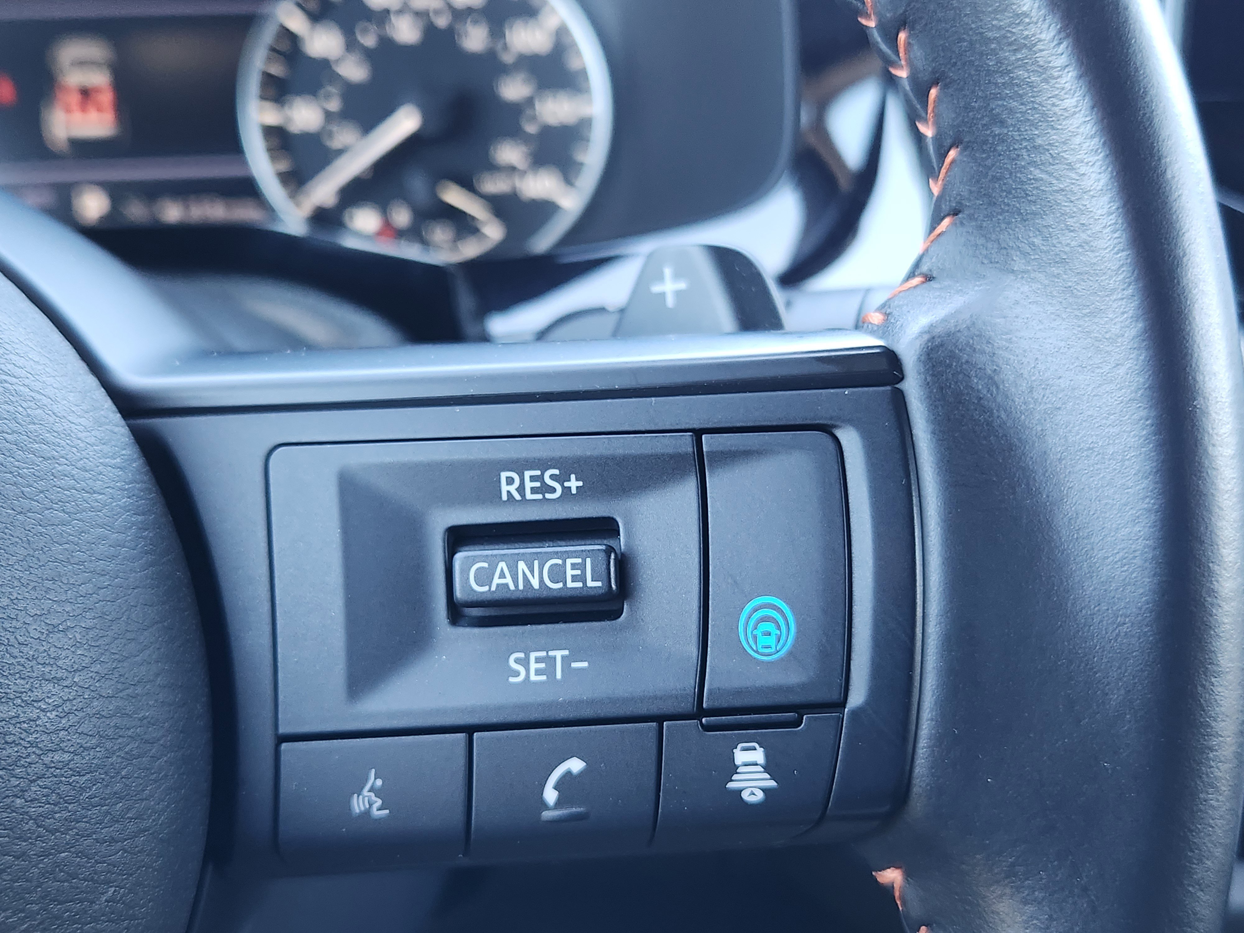 Used 2024 Nissan Pathfinder Rock Creek AWD/4WD image 33