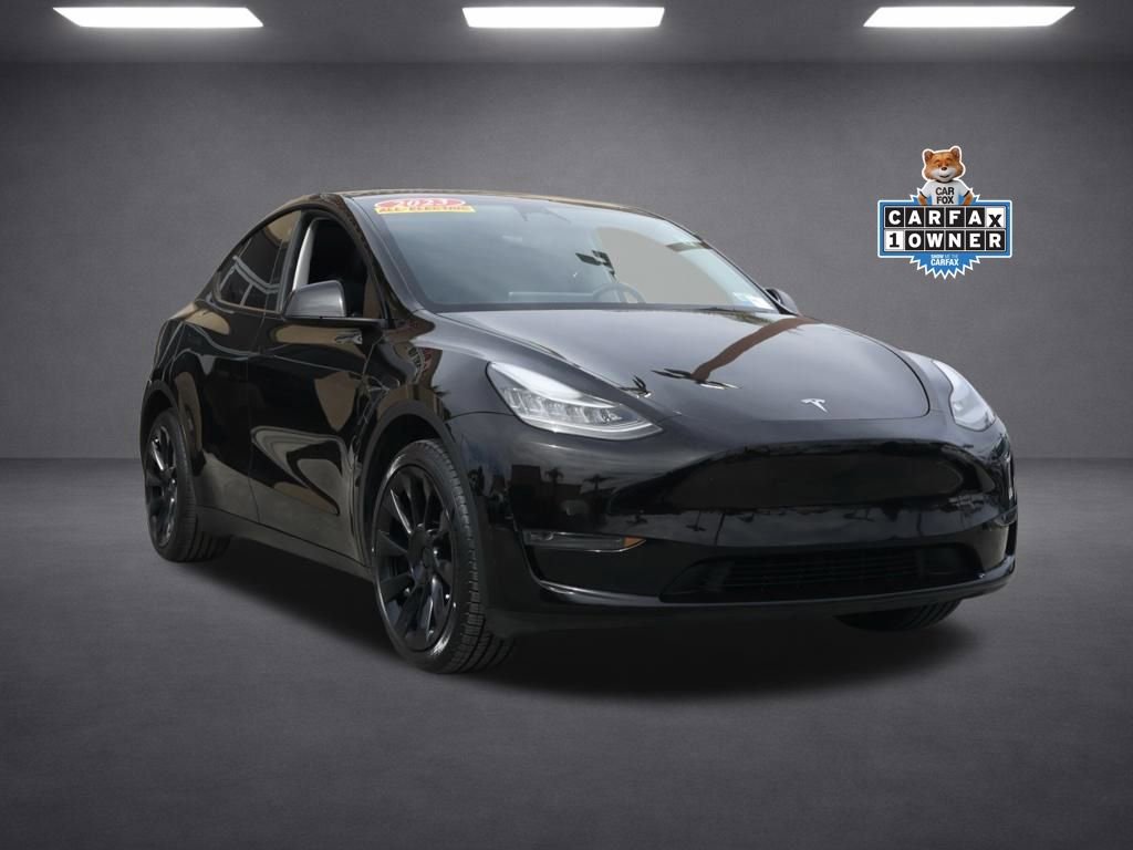 Used 2023 Tesla Model Y Long Range image 2