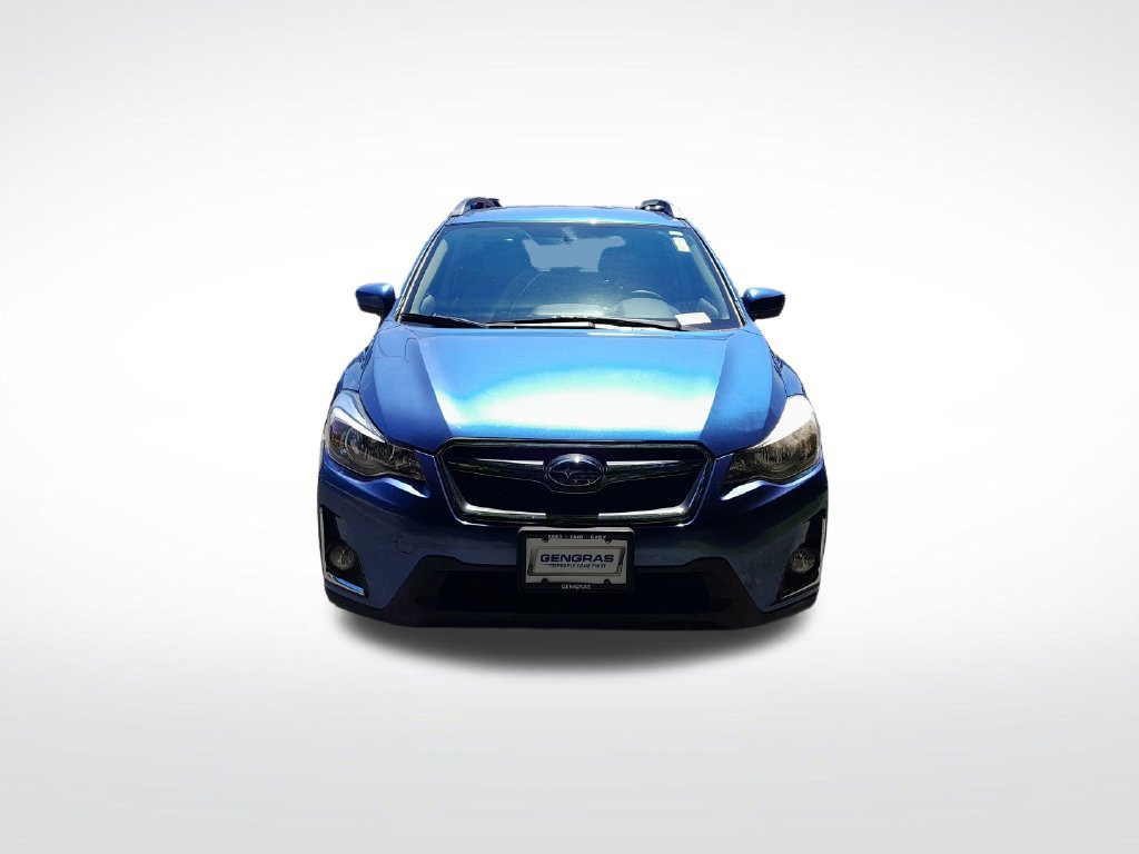 Used 2017 Subaru Crosstrek 2.0i Premium AWD/4WD image 2