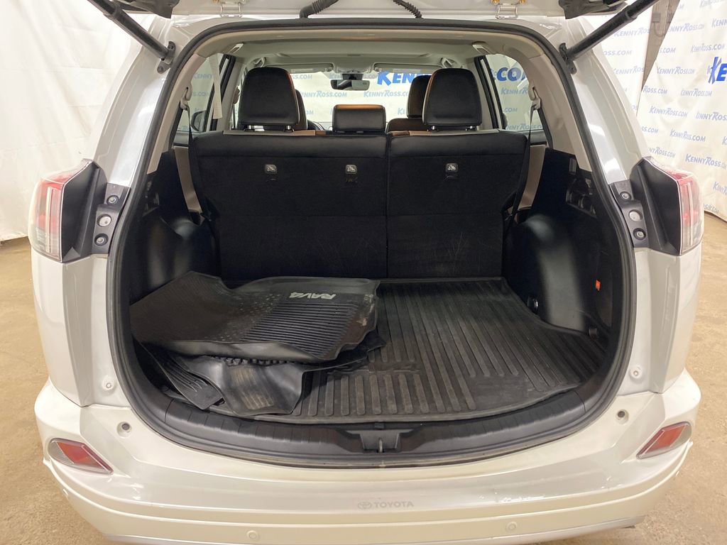 Used 2017 Toyota RAV4 Platinum w/ All Weather Liner Package AWD/4WD image 18