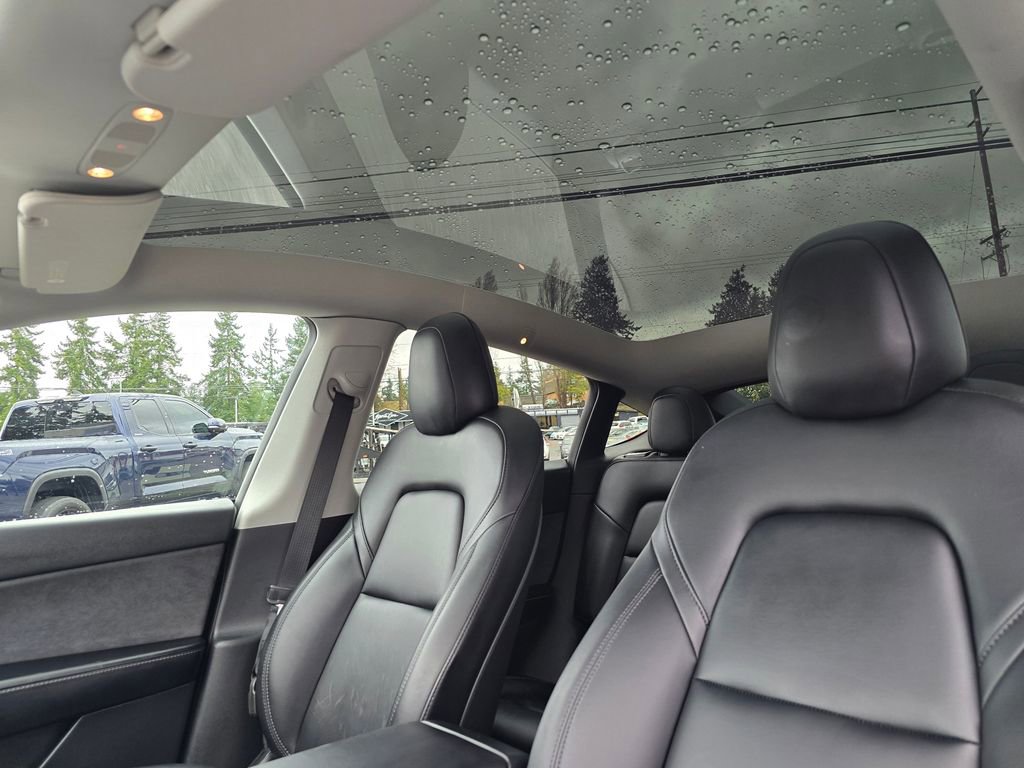 Used 2021 Tesla Model Y Performance image 22