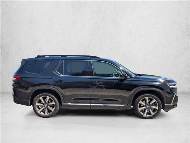 Used 2025 Honda Pilot Elite image 4
