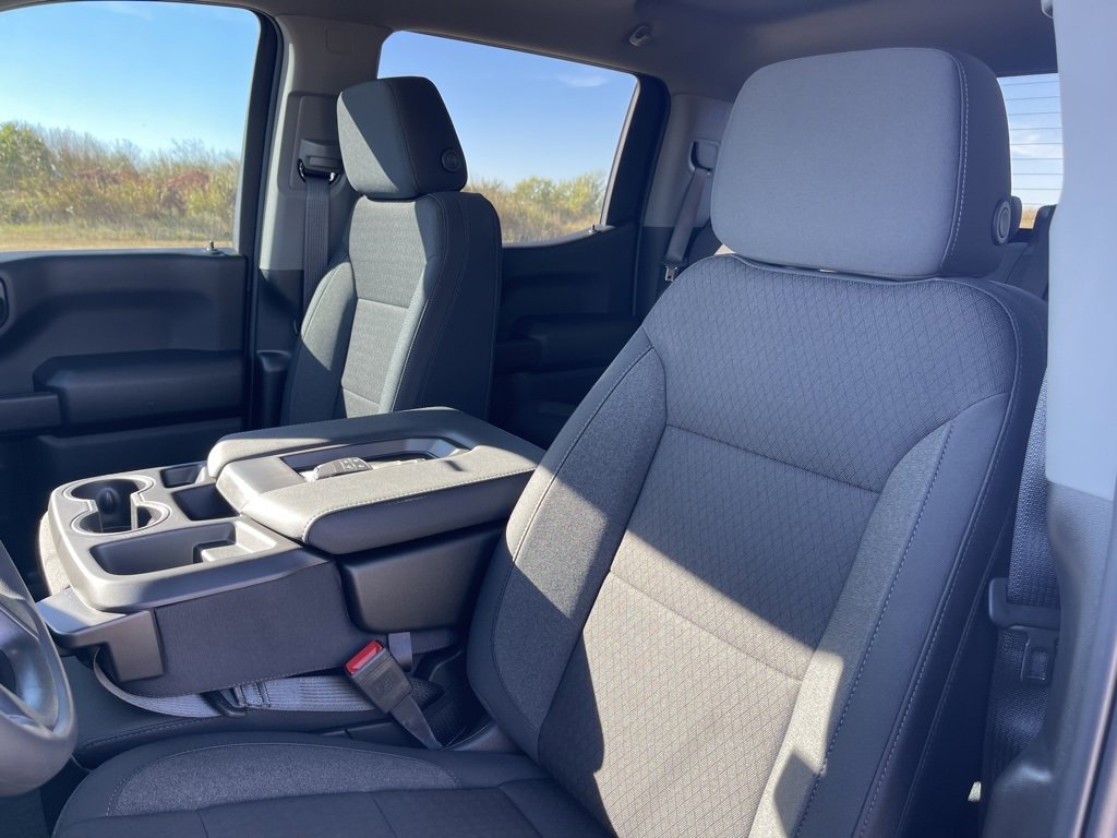 New 2026 Chevrolet Silverado 1500 Custom w/ Turbomax Blackout Package image 11