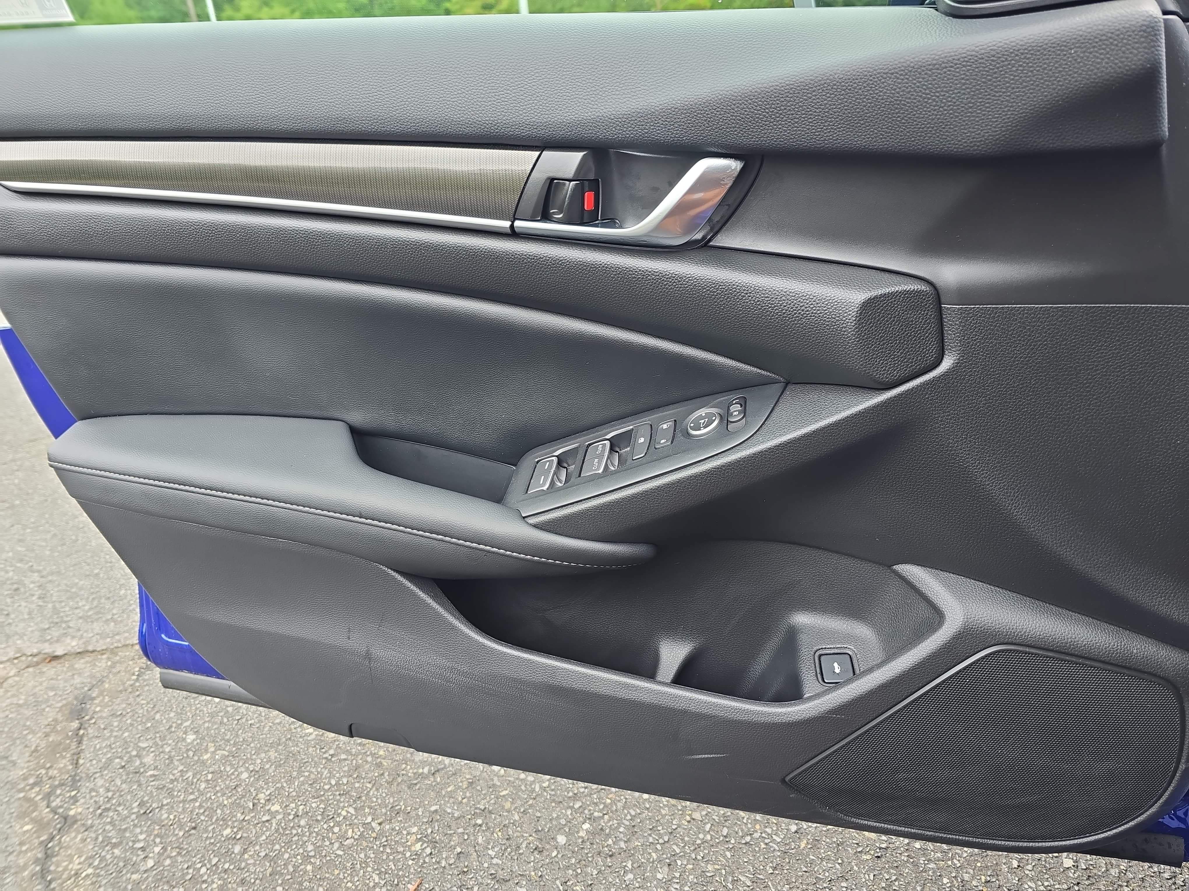Certified 2022 Honda Accord Sport image 26