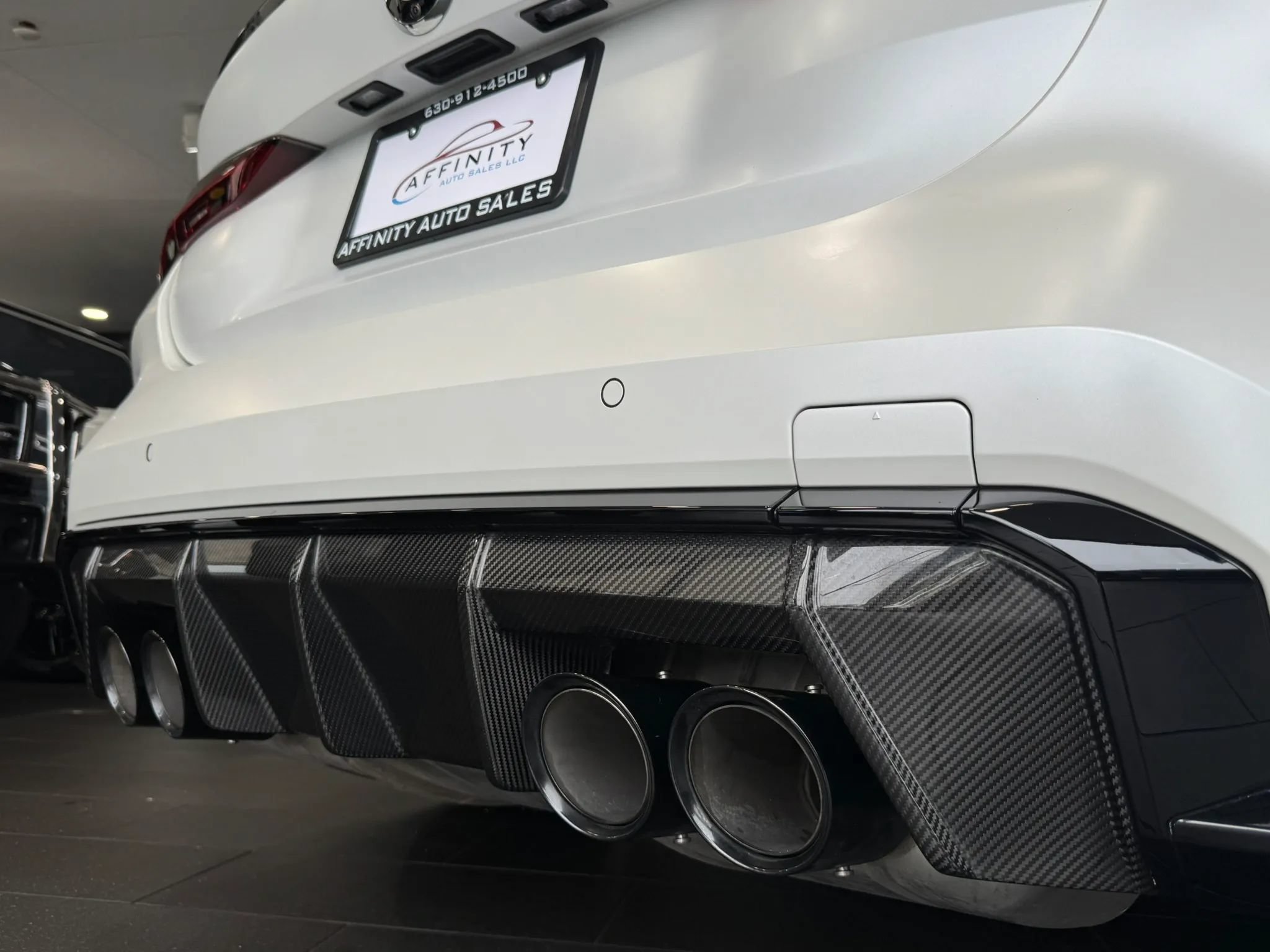Used 2021 BMW M4 Competition w/ M Carbon Exterior Package RWD image 14