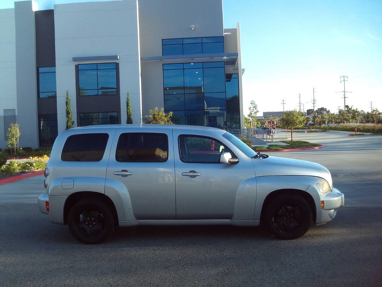 Used 2010 Chevrolet HHR LT image 5