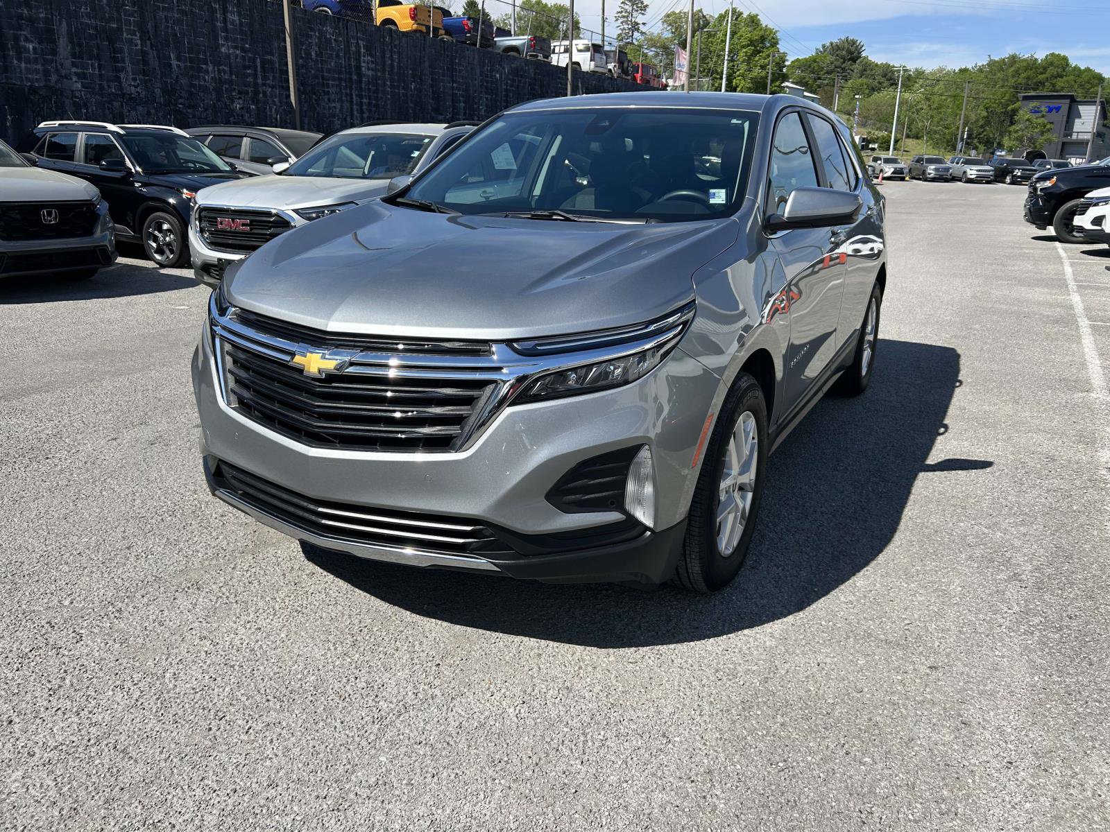 Used 2024 Chevrolet Equinox LT w/ LPO, Floor Liner Package FWD image 7