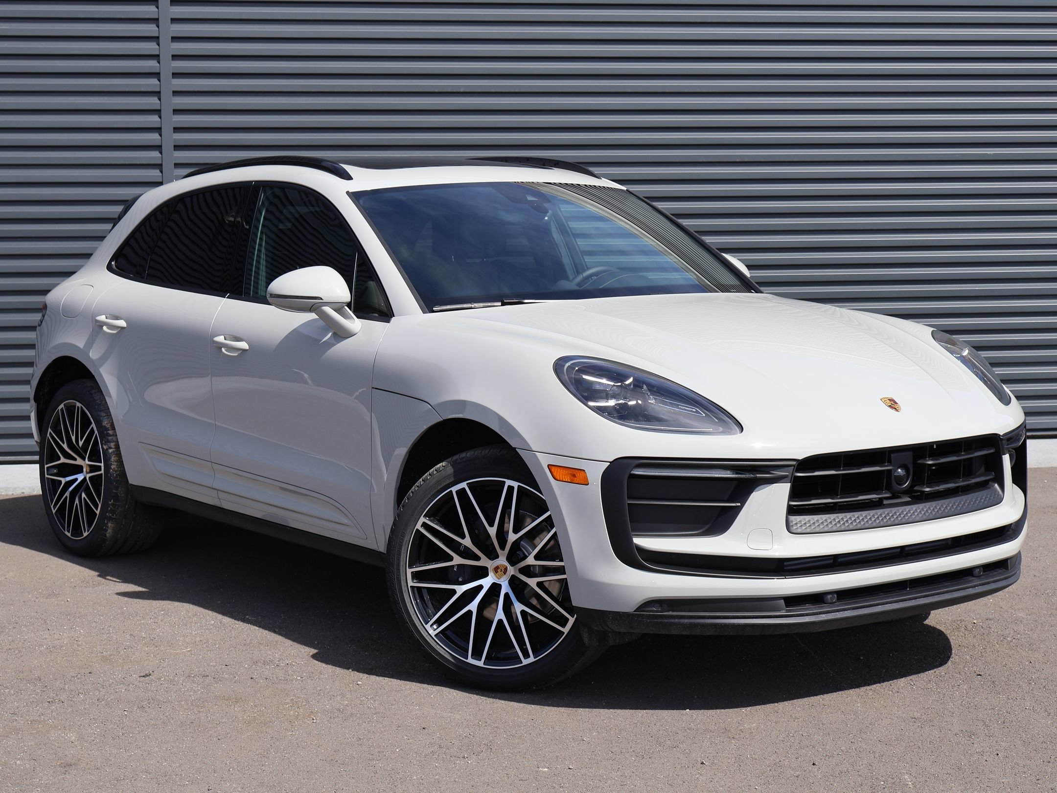 New 2026 Porsche Macan AWD/4WD image 7