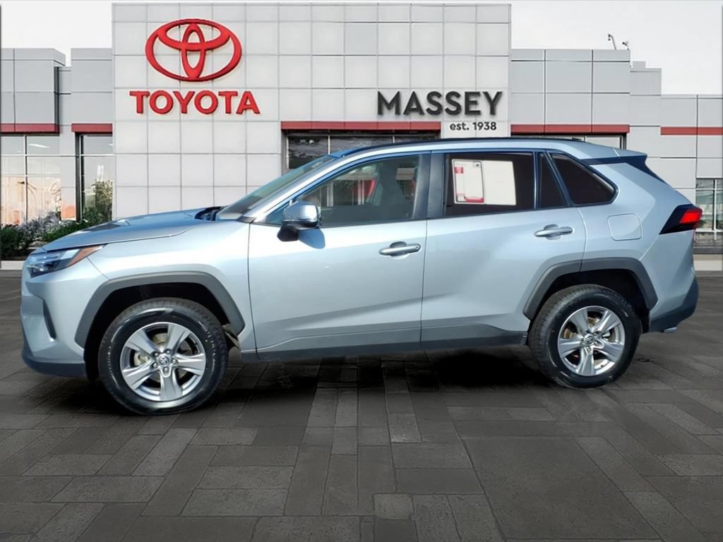 Used 2024 Toyota RAV4 XLE w/ Convenience Package FWD image 6