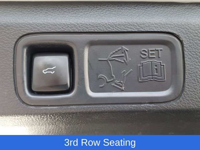 Used 2022 Ford Expedition Max Limited image 9