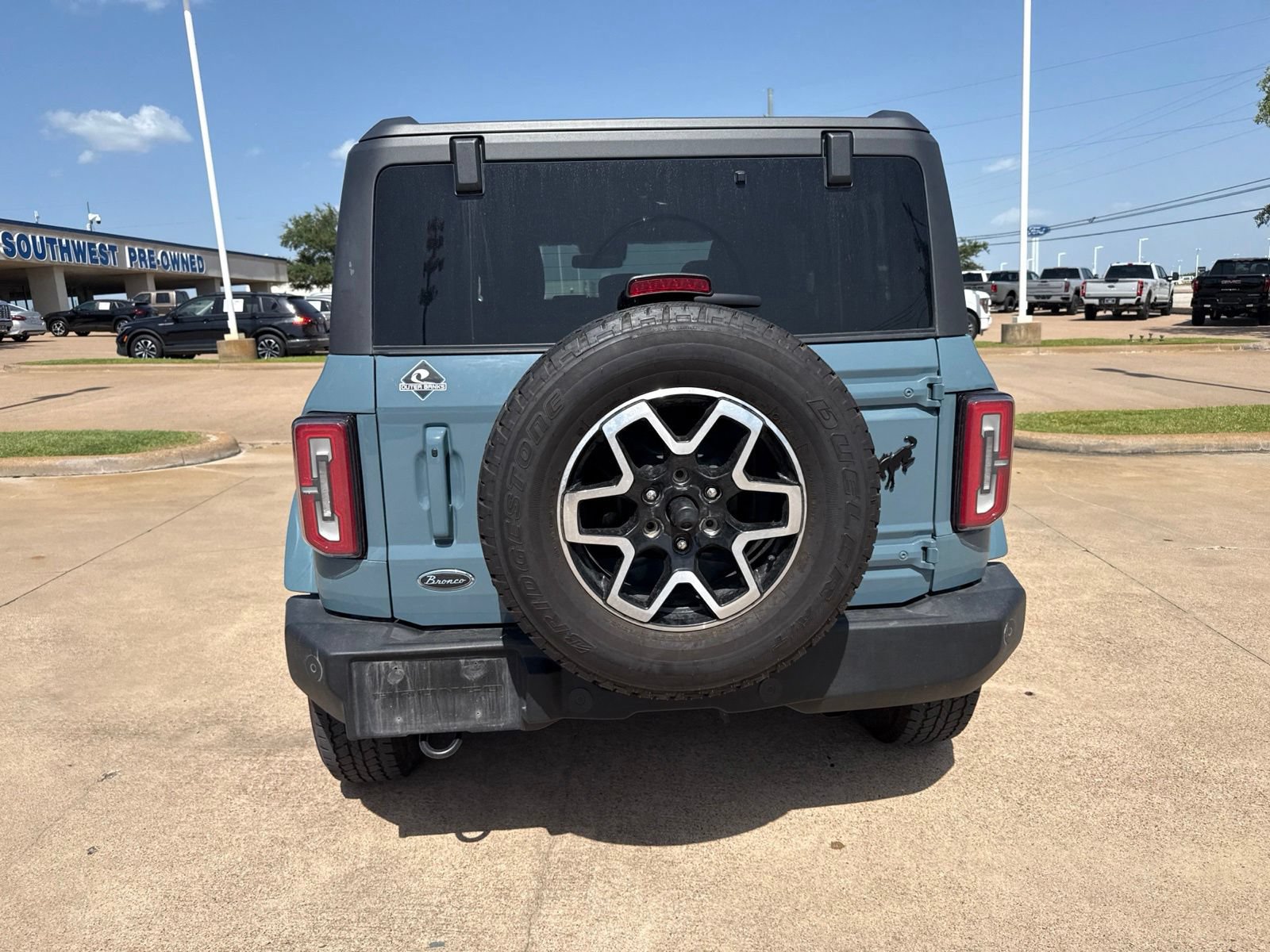 Used 2023 Ford Bronco Outer Banks AWD/4WD image 6