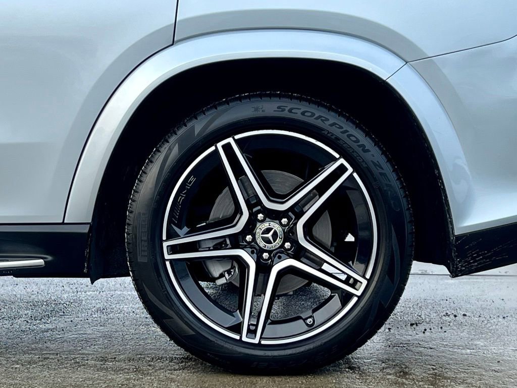 Certified 2026 Mercedes-Benz GLS 450 4MATIC image 12