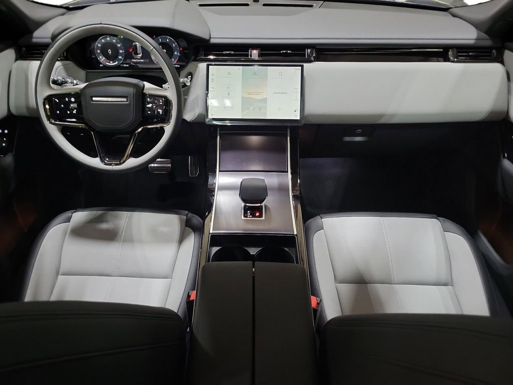 New 2026 Land Rover Range Rover Velar Dynamic SE image 25