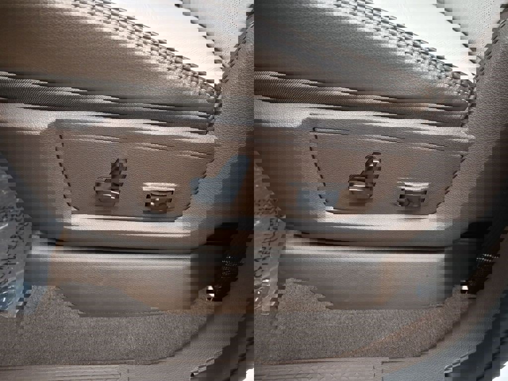 New 2026 RAM 3500 Laramie w/ Max Tow Package image 13