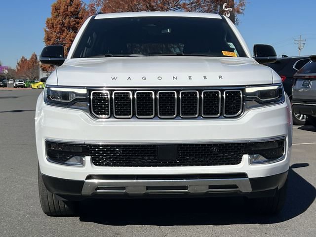 Used 2024 Jeep Wagoneer L Series III w/ Flexible Seating Group AWD/4WD image 11