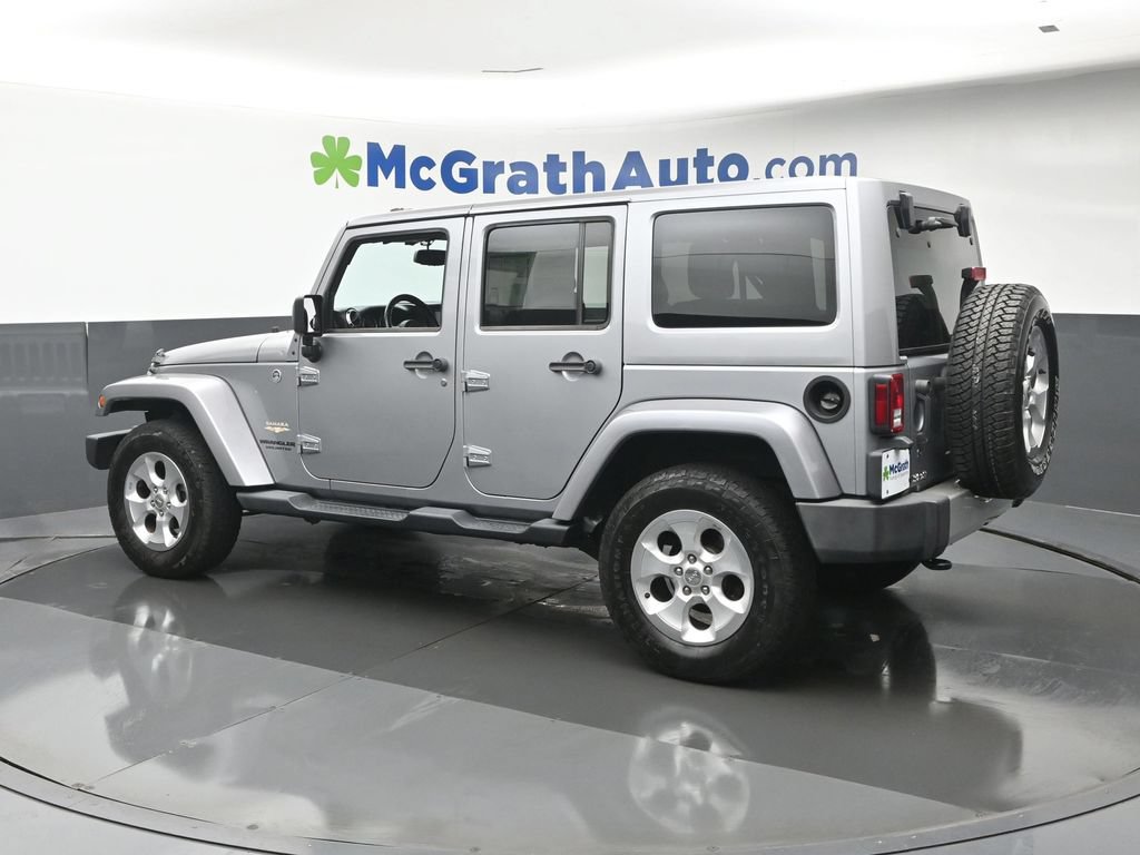 Used 2014 Jeep Wrangler Unlimited Sahara w/ Connectivity Group AWD/4WD image 25