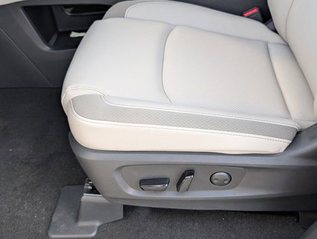 New 2026 Nissan Pathfinder SL FWD image 11