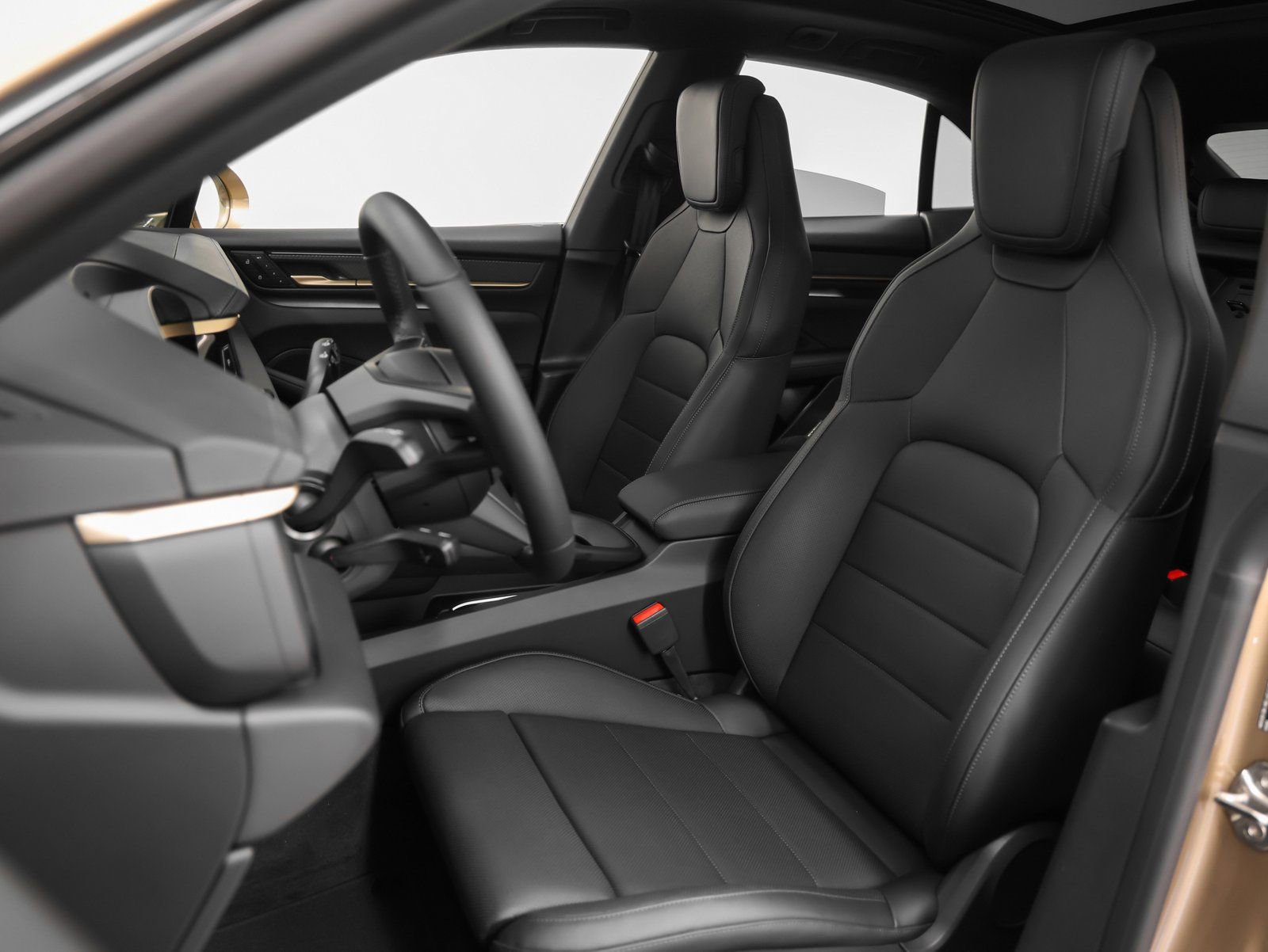 New 2025 Porsche Macan 4S Electric image 48