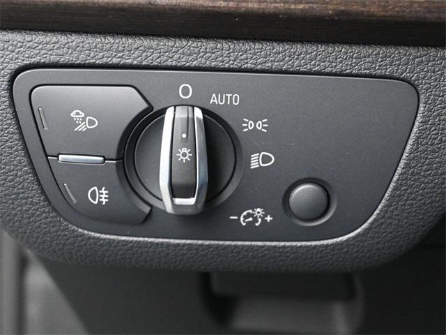 Used 2024 Audi Q5 e Premium Plus w/ Premium Plus Package image 16