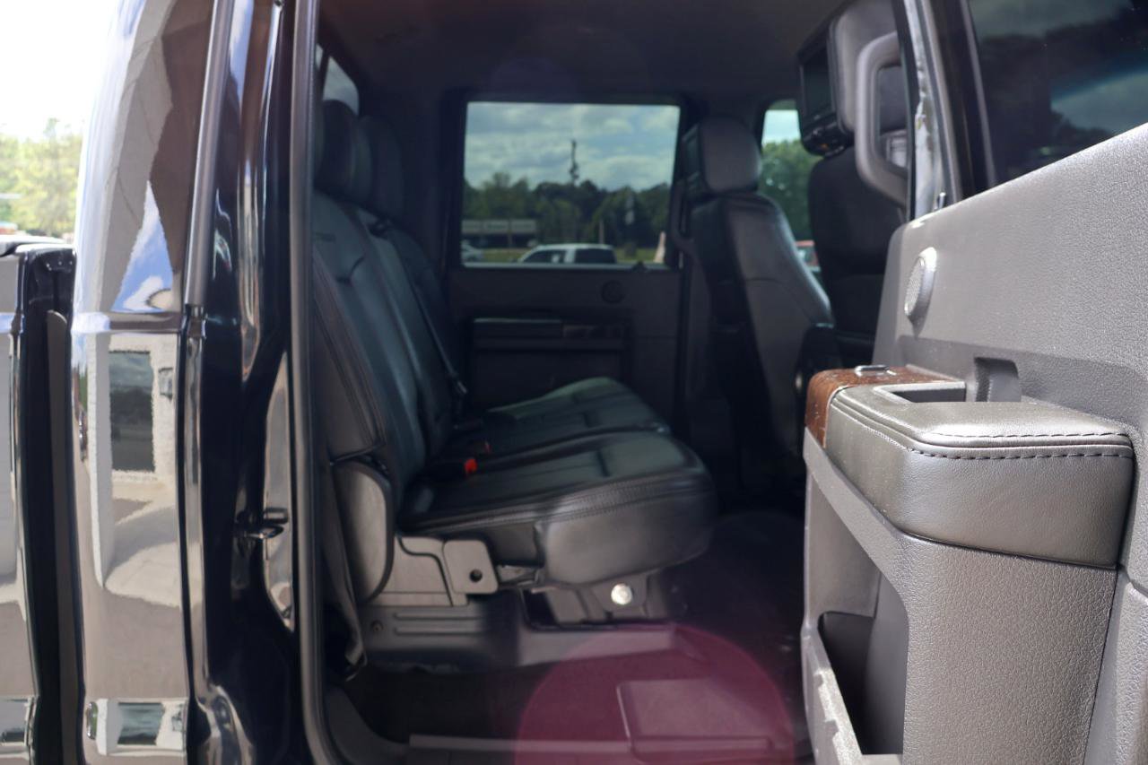 Used 2014 Ford F250 Platinum w/ FX4 Off-Road Package AWD/4WD image 12