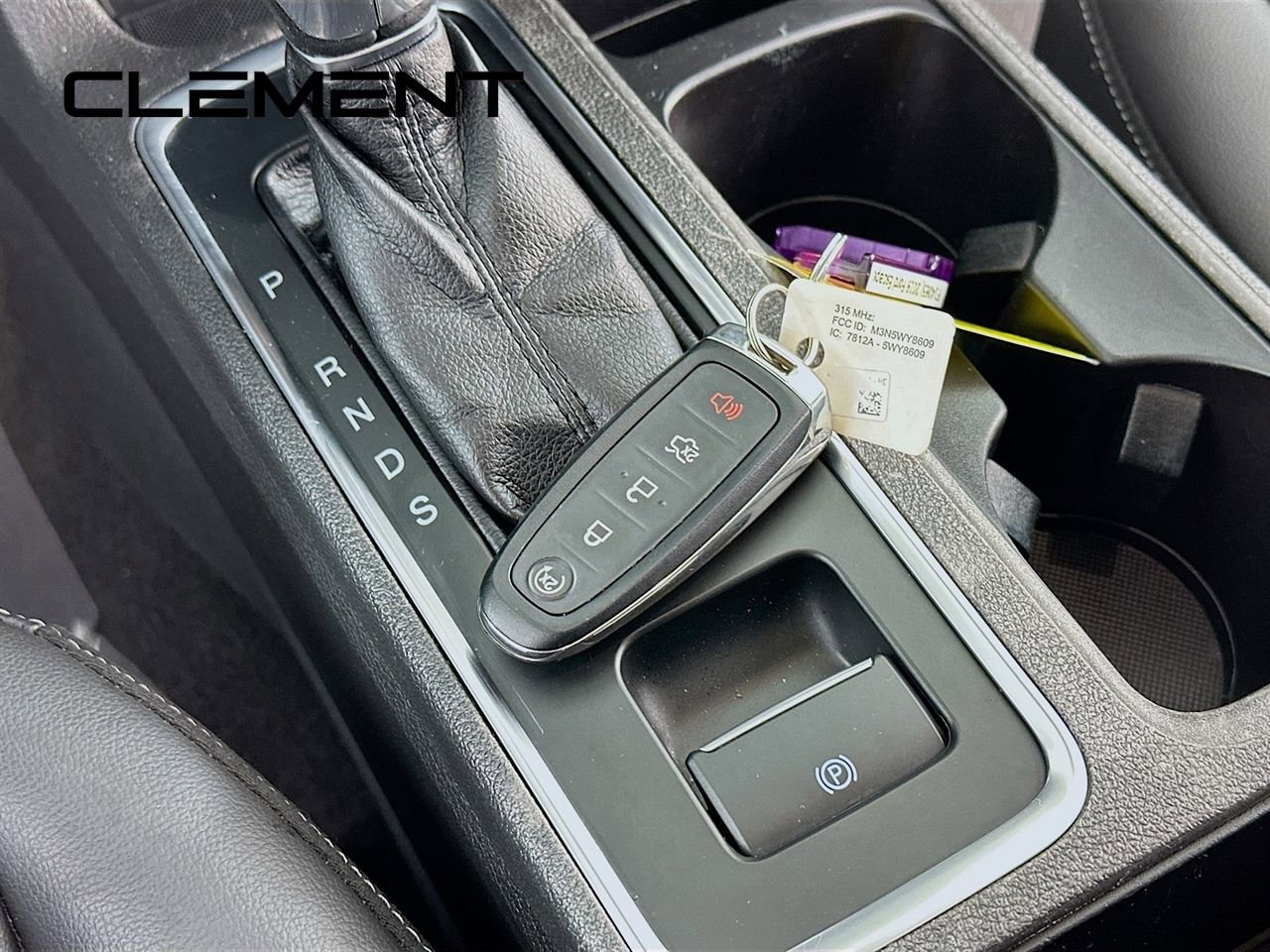 Used 2019 Ford Escape SEL image 24