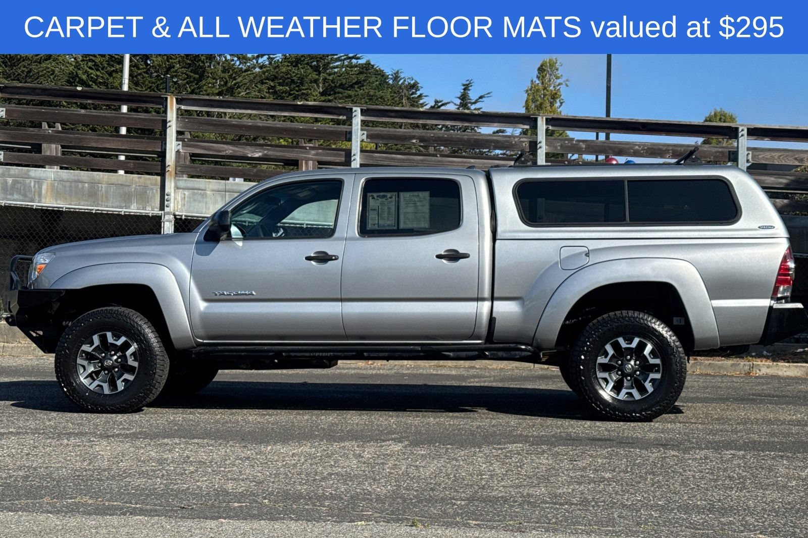 Used 2014 Toyota Tacoma 4x4 Double Cab w/ SR5 Package image 9