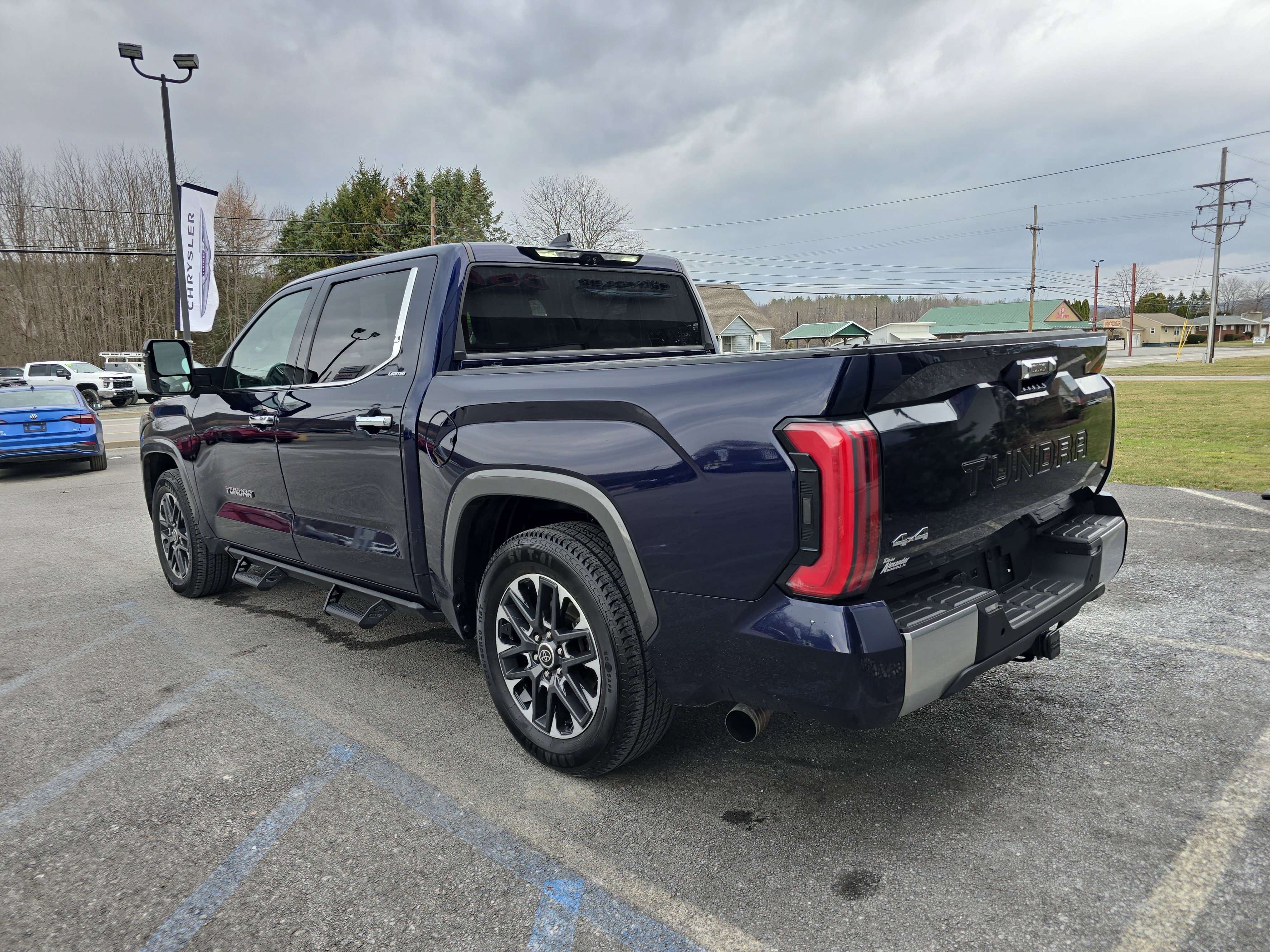 Used 2022 Toyota Tundra Limited image 6