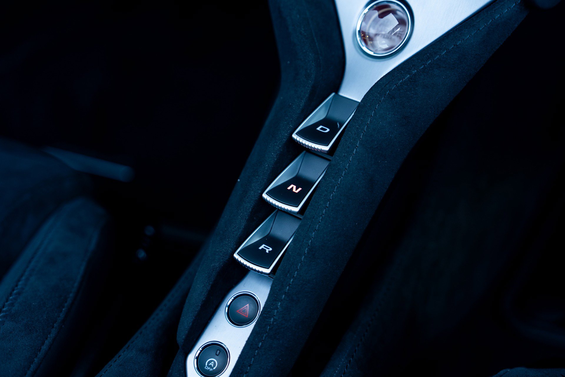 Used 2024 McLaren 750S Spider image 45