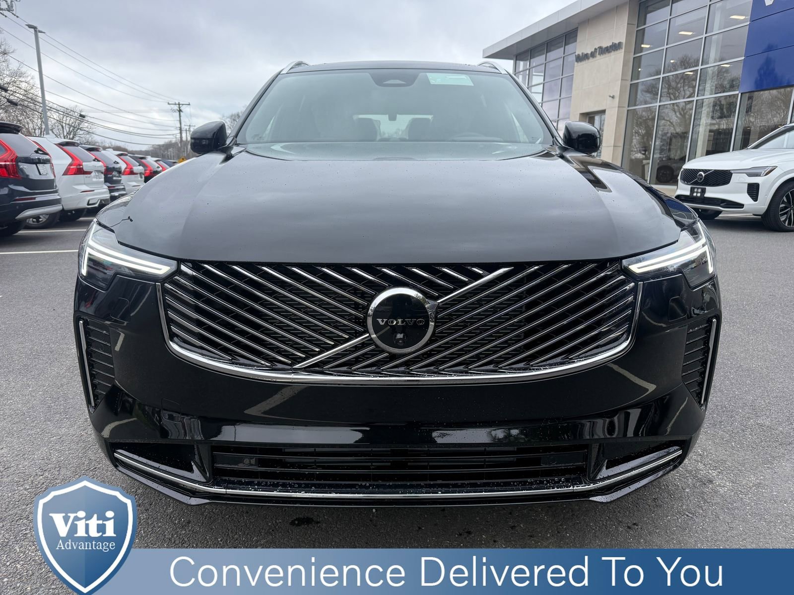 New 2026 Volvo XC90 T8 Ultra w/ Lounge Package image 3