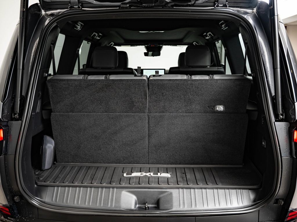 Certified 2026 Lexus GX 550 w/ Accessory Package (2T) AWD/4WD image 19